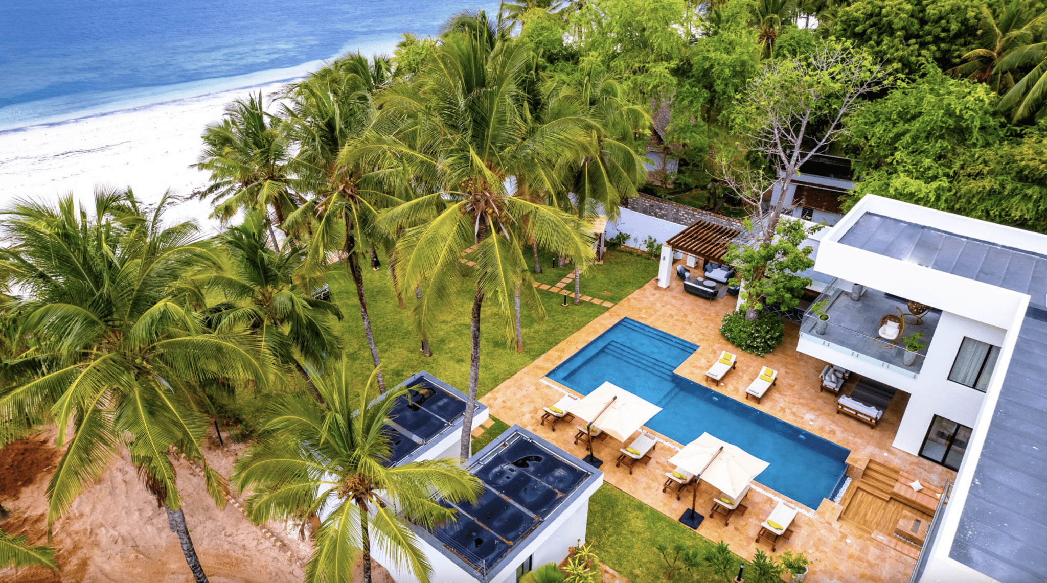 Bahari Bliss Beachfront 5 Bedroom Villa in Kilifi