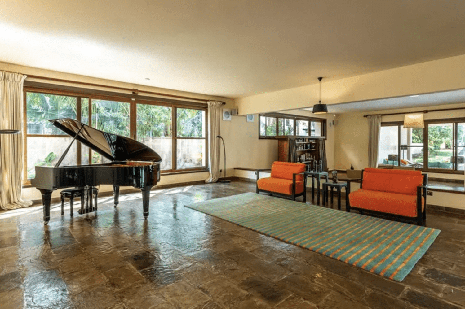 Cocokinondo 7 Bedroom Luxury villa in Diani 2025-11-13 at 15.27.15